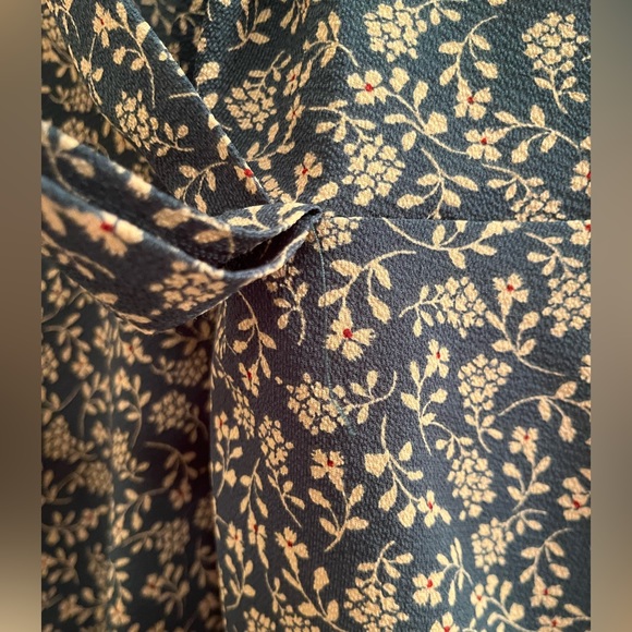 MONTEAU Faux-Tie Wrap Top - Picture 5 of 5